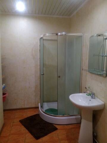 Фото номера Роскошный четырехместный номер Гостевой дом Guest House on Selskaya 14 г. Волковыск 6